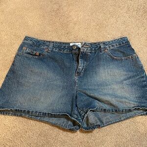 Women’s Jean Shorts